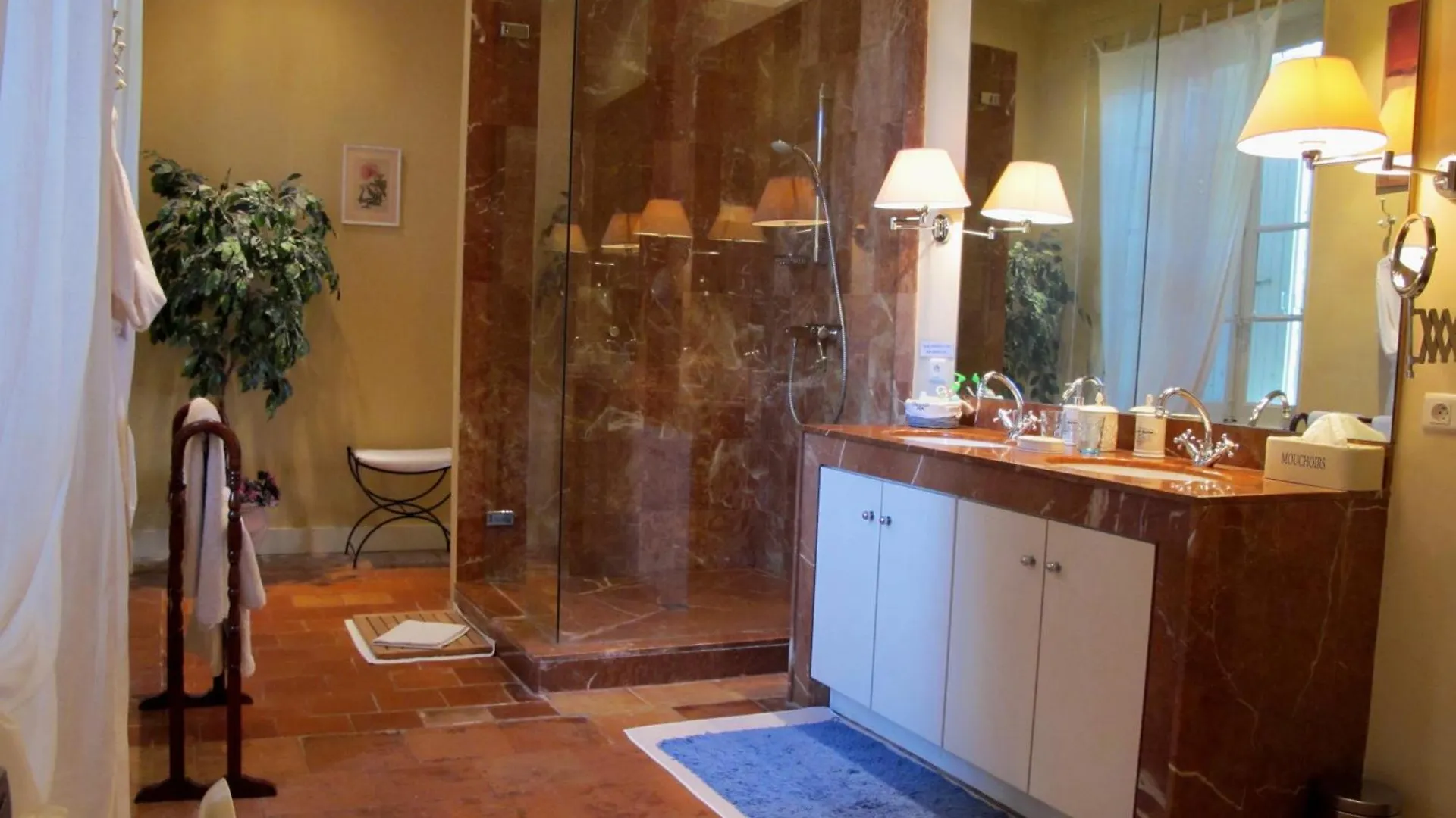 Maison Hebergement Pour 15 Personnes Montaut