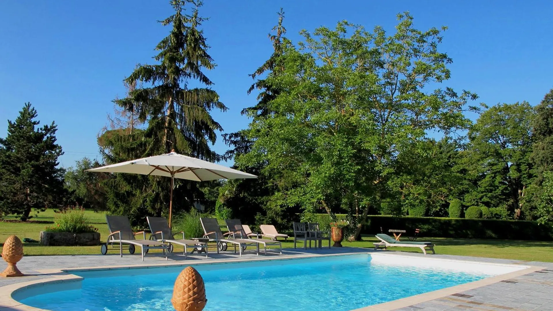 Holiday home Maison Hebergement Pour 15 Personnes Montaut