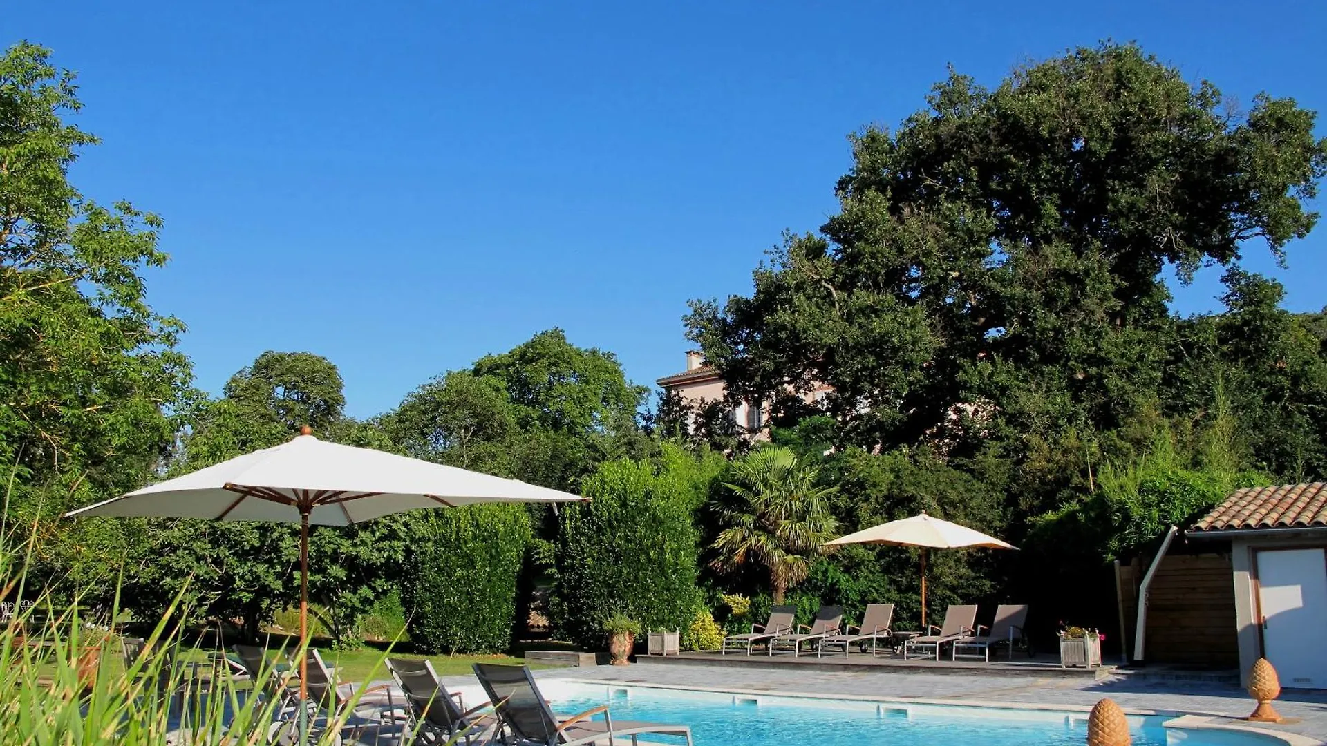 Holiday home Maison Hebergement Pour 15 Personnes Montaut  France